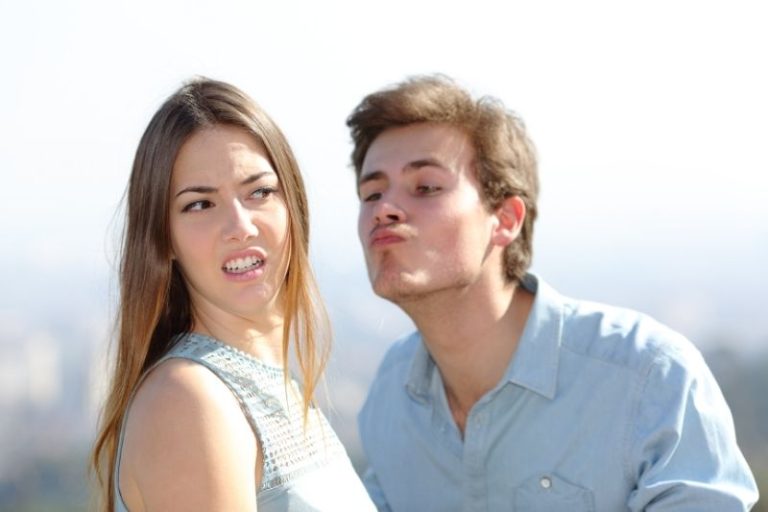 How To Deal With A Narcissist Love Bombing After A Fight