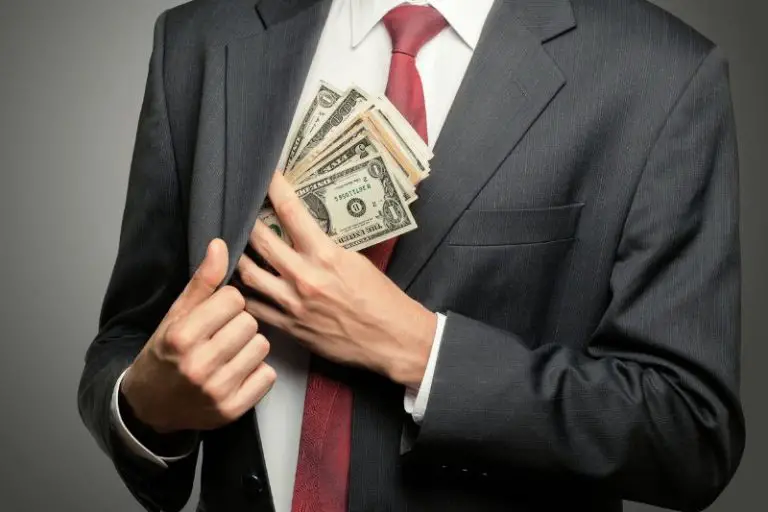 Why Are Narcissists So Stingy With Money?  (15 Crazy Reasons)