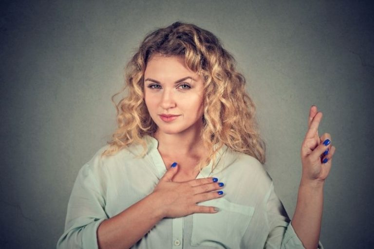 25 Examples Of Female Narcissist Lies  (And How To Respond)